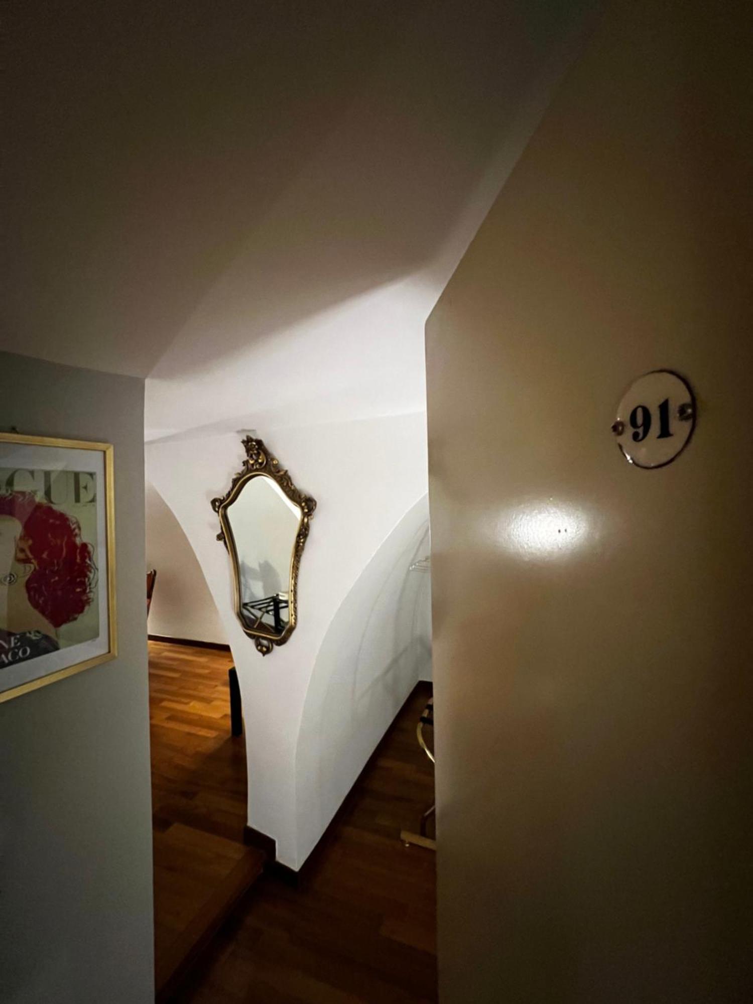 Calefati Gallery Luxury Apartment Бари Экстерьер фото